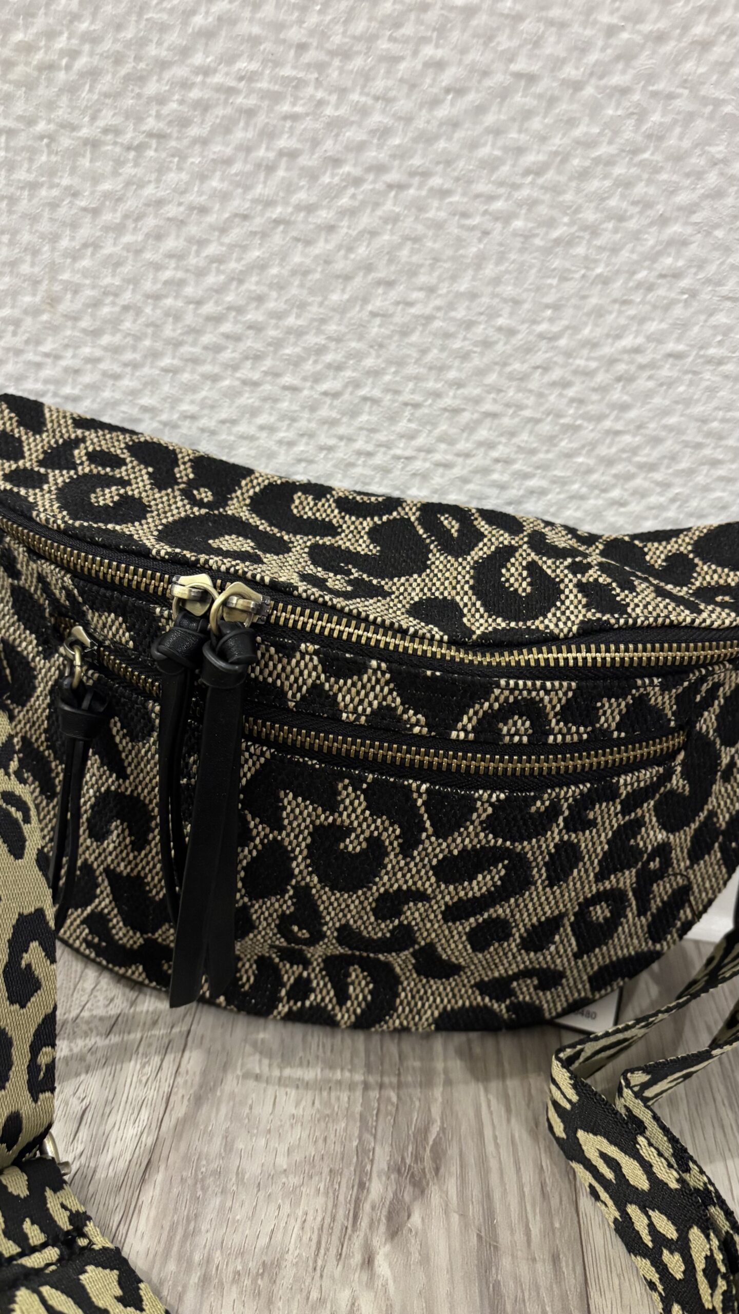 sac style banane imprimé léopard – Image 2