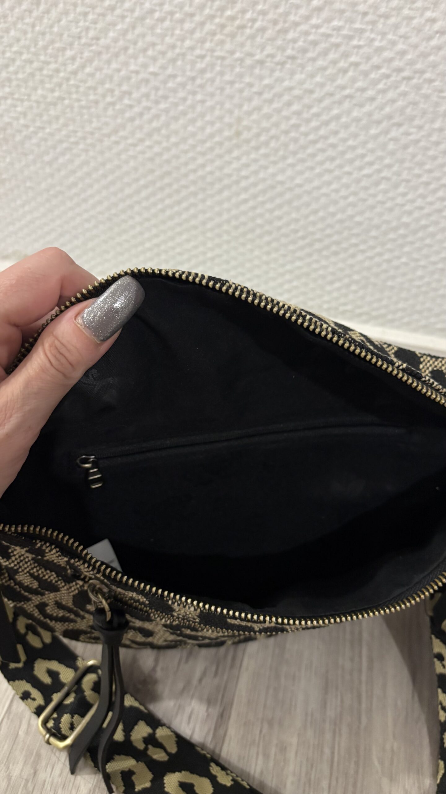 sac style banane imprimé léopard – Image 7