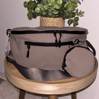 Sac style banane imperméable taupe